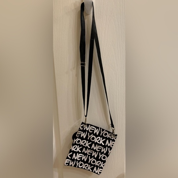 Robin Ruth Rainbow Crossbody Bag / Neck Wallet - Picture 6 of 7